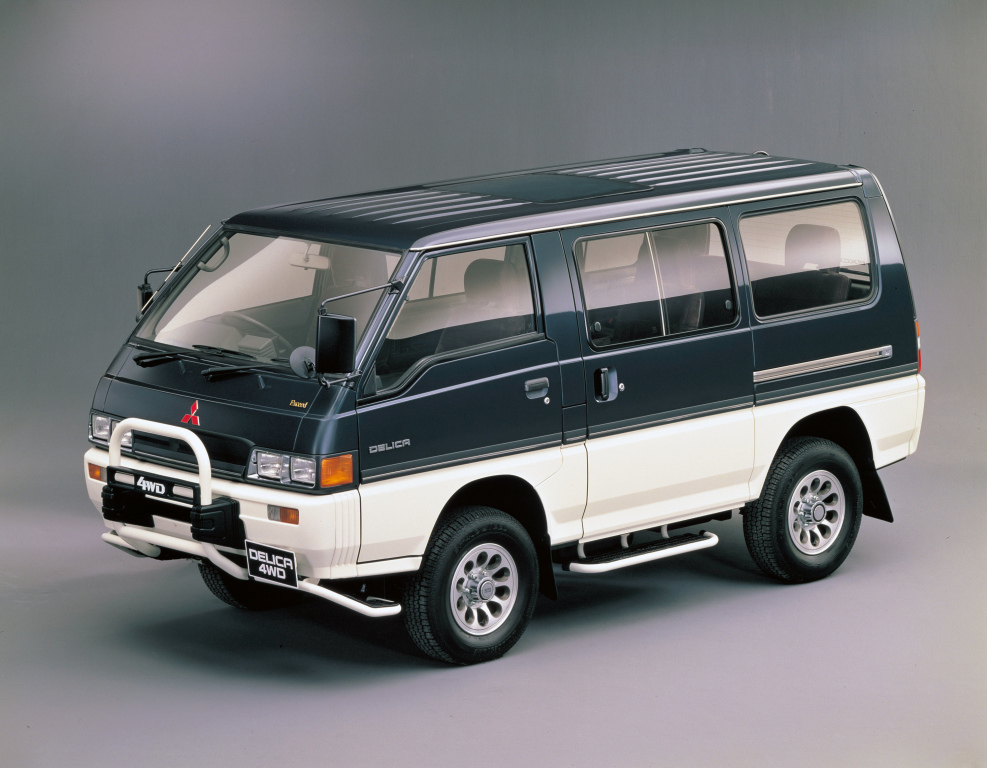 Кузов mitsubishi delica. Mitsubishi Delica 4wd. Mitsubishi Delica Star Wagon. Митсубиси Делика 1986. Mitsubishi Delica 2023.