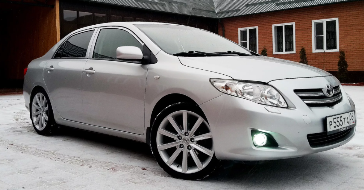 Колеса королла. Тойота Королла е150 на 17 дисках. Тойота Королла 2008 на литье. Toyota Corolla e150 диски. Corolla e150 r16.