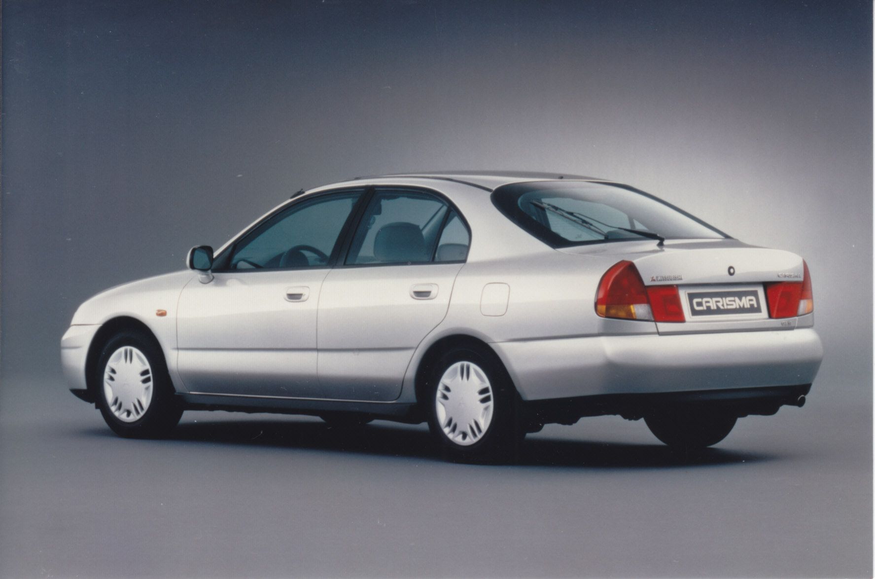 Mitsubishi carisma. Митсубиси Каризма. Мицубиси Каризма 1995. Мицубиси Carisma 1995. Mitsubishi Каризма Carisma.