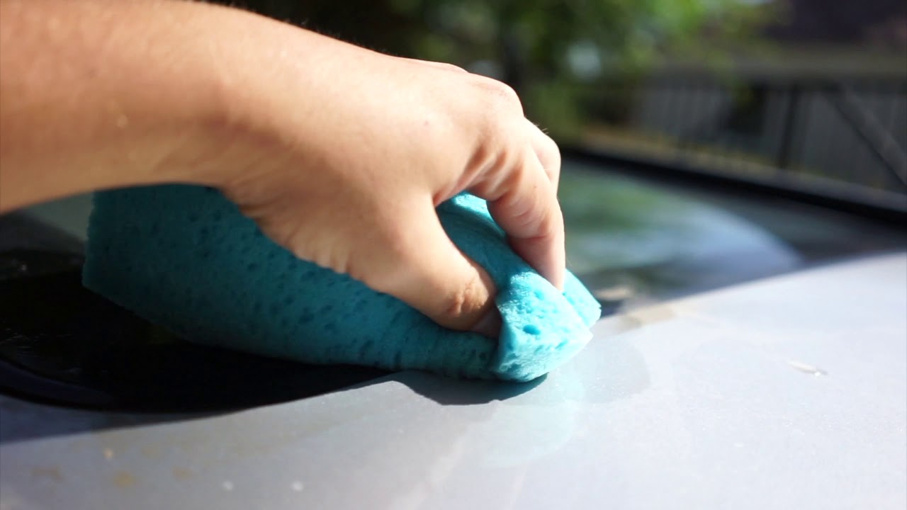 Чем отмыть скотч от машины